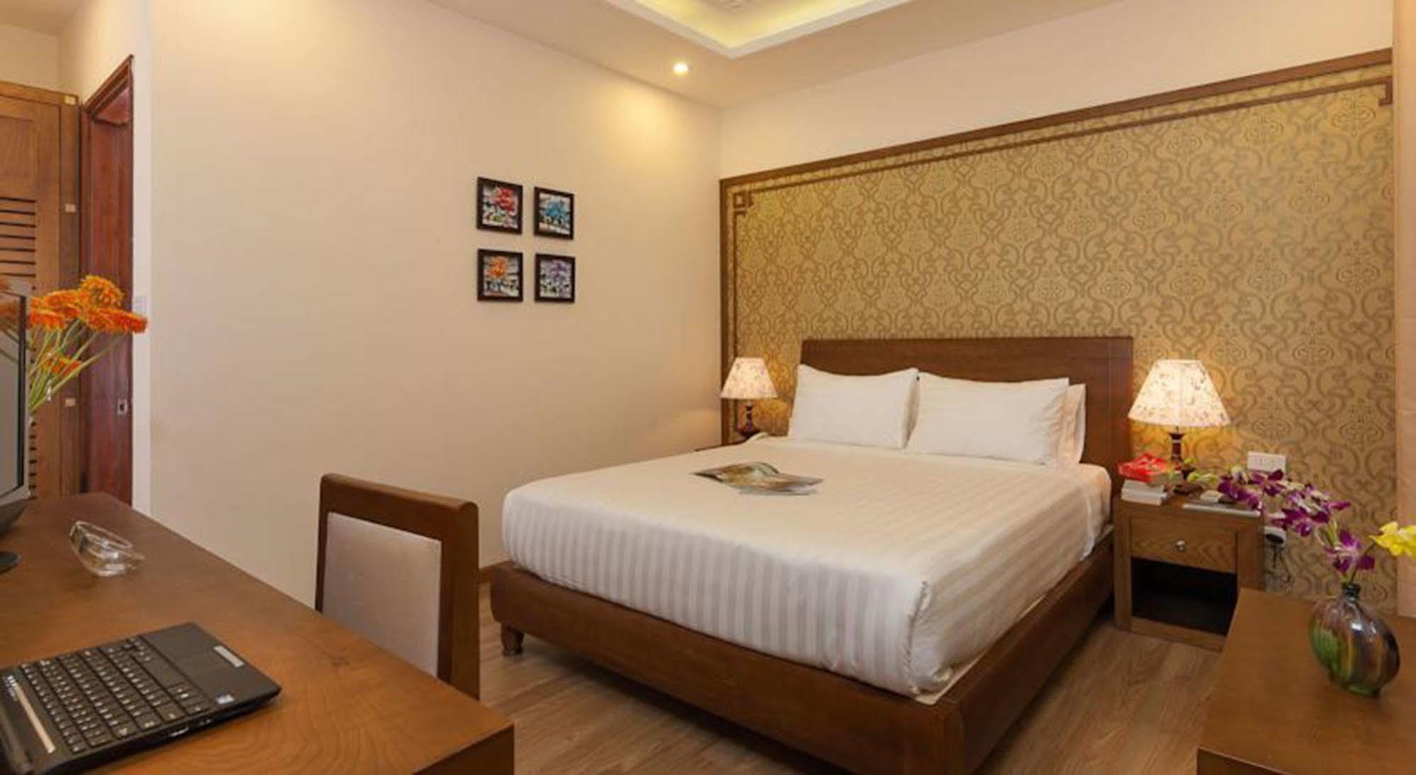 La Palm Hotel Ханой Экстерьер фото